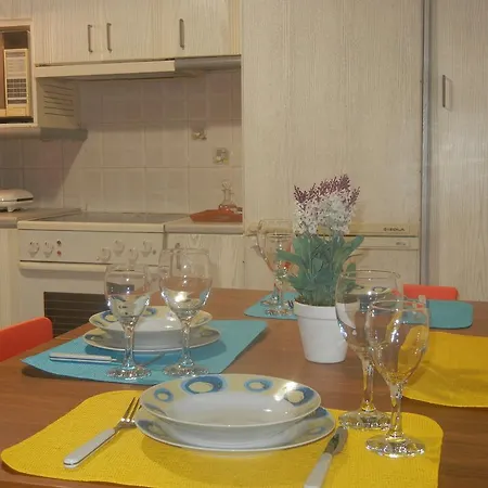 Hébergement de vacances Family House In The Centre Of Old Town *